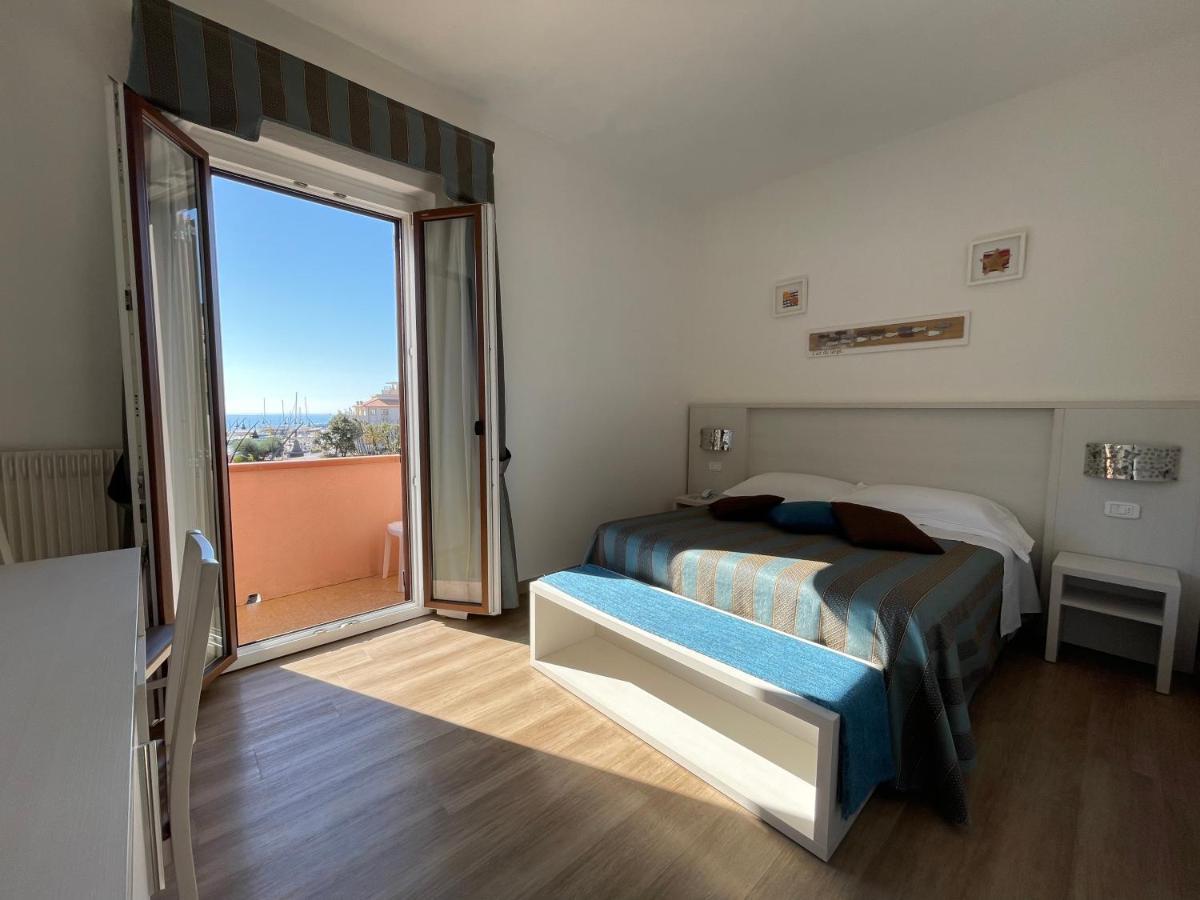 Hotel Lucerna Castiglione della Pescaia Esterno foto