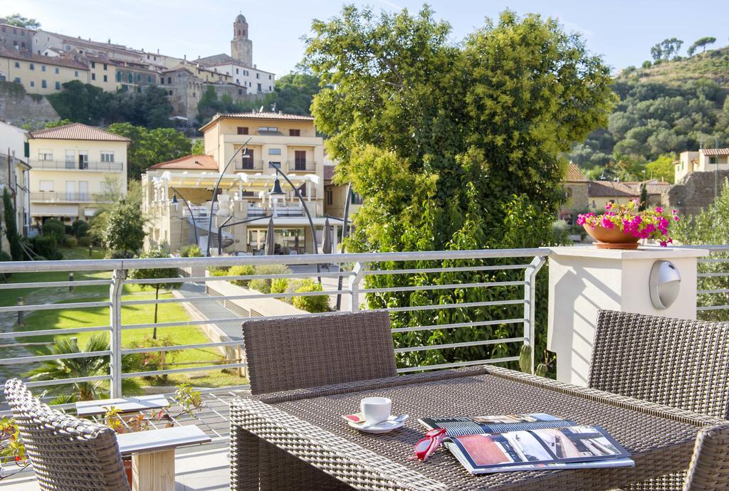 Hotel Lucerna Castiglione della Pescaia Esterno foto